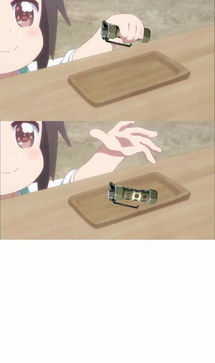 My dumbass team mates throwing flashbang everywhere. - 9GAG