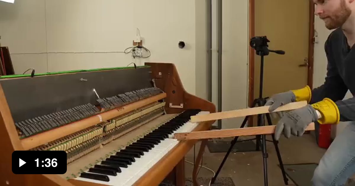 The Electric Piano Has Arrived - 9GAG