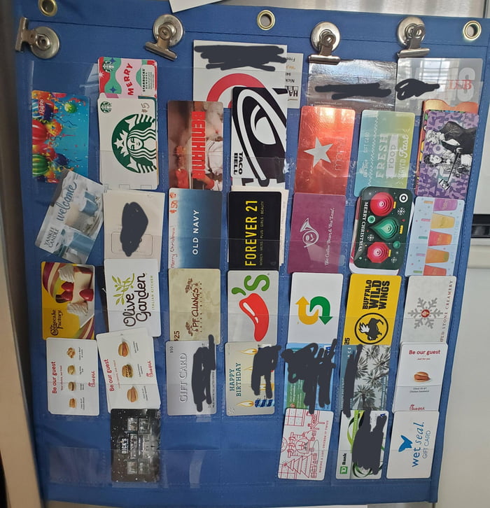 use-a-teacher-s-pocket-chart-to-display-gift-cards-an-easy-way-to-know