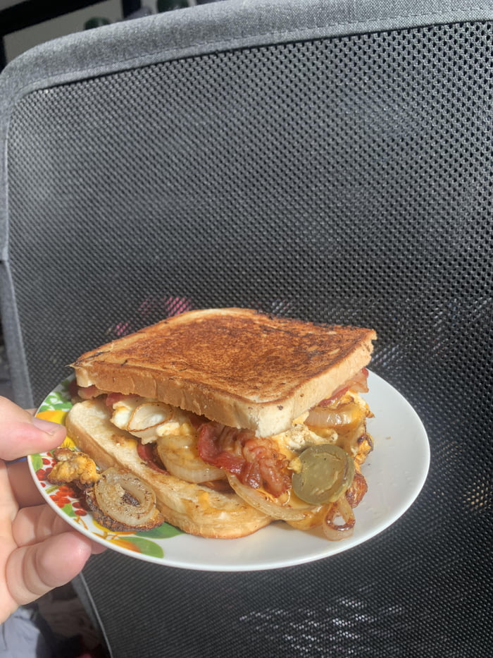 Messy Breakfast Toast 9GAG