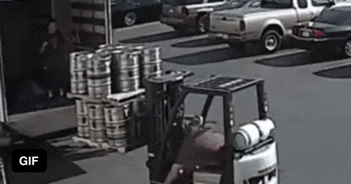 Awesome catch is awesome in reverse too - 9GAG