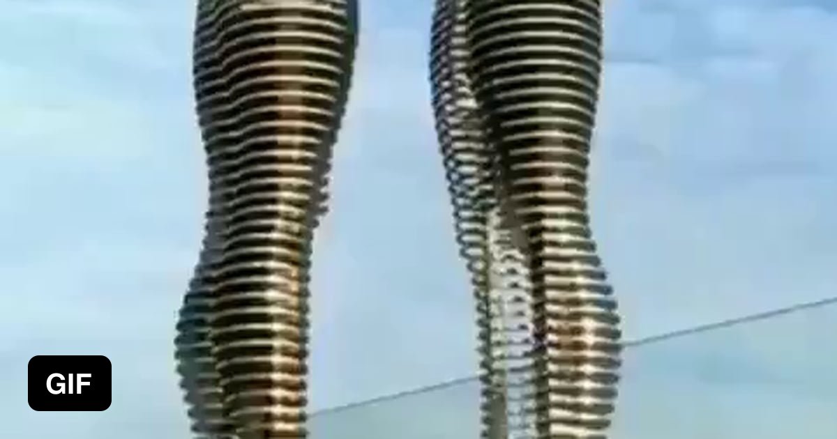 Moving Statues “Ali and Nino” 9GAG