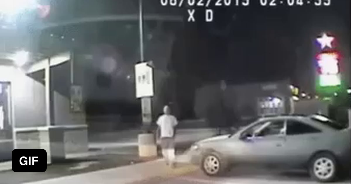 Man set his car on fire. - 9GAG