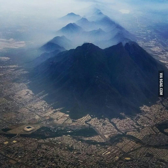May I present to you my hometown... Monterrey city, Mexico called 