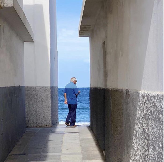 Perfectly aligned. - 9GAG