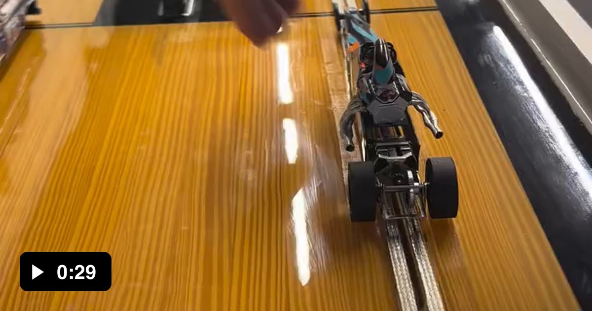 Indoor bracket racing table - 9GAG