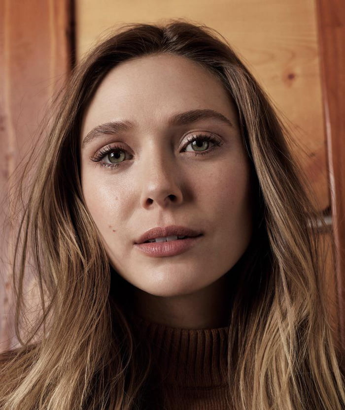 Elizabeth Olsen - 9GAG