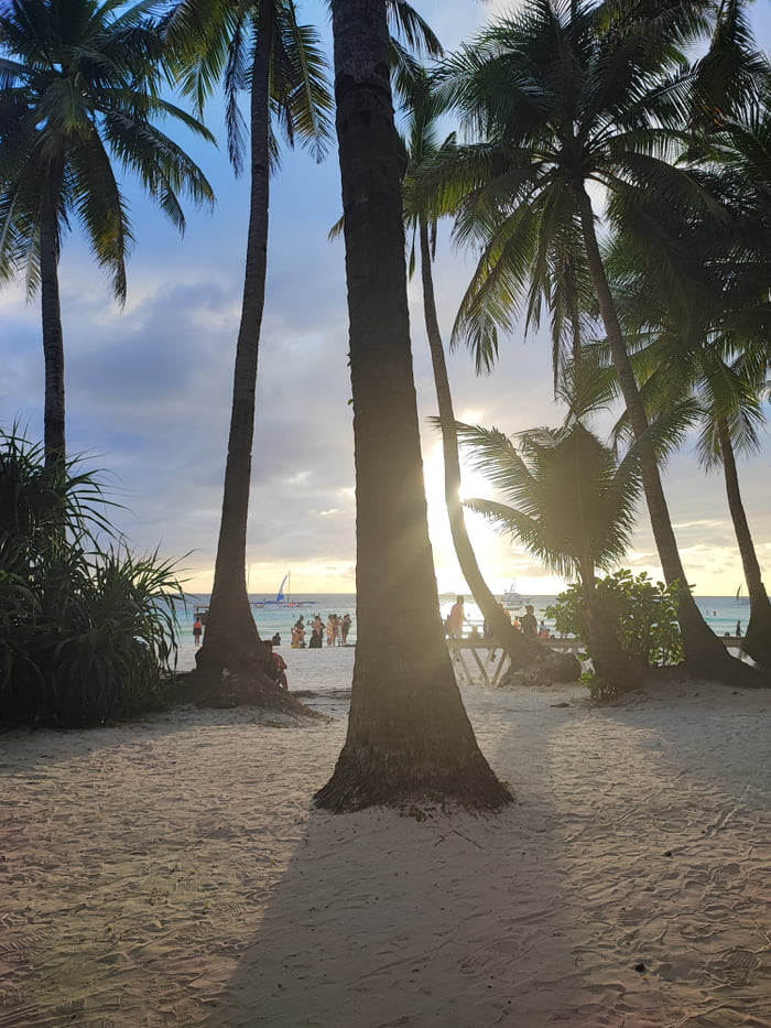 Can't believe this is real life. Boracay. Traveling after 3 years due ...