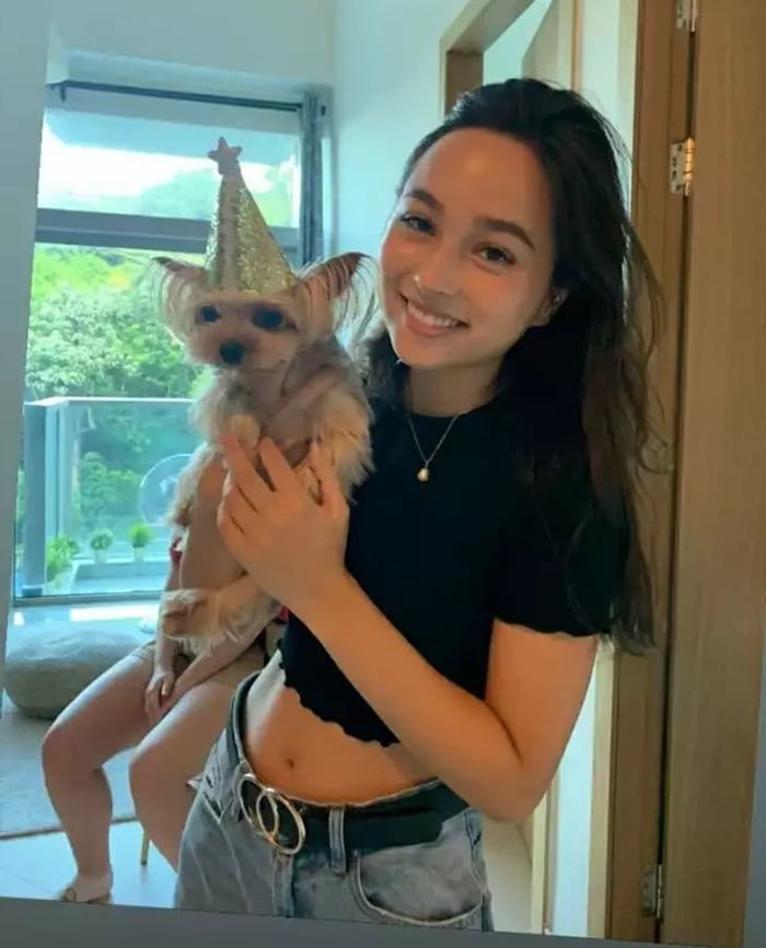 Dog has long legs. 9GAG