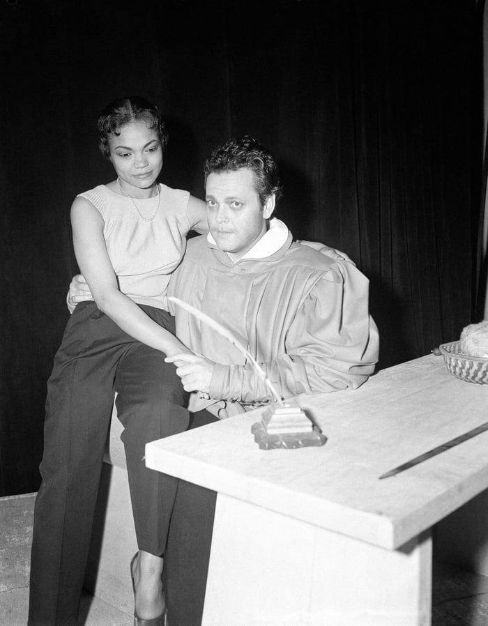 Eartha Kitt and Orson Welles- Paris 1950. - 9GAG