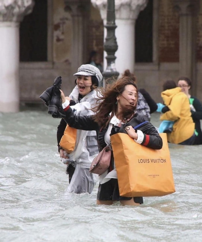 Flooded Venice Italy Gag