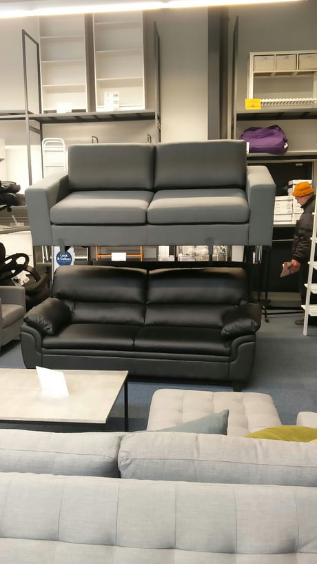 It S The Double Decker Couch 9gag