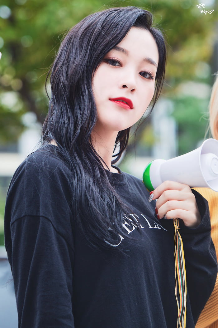 Gahyeon - 9GAG