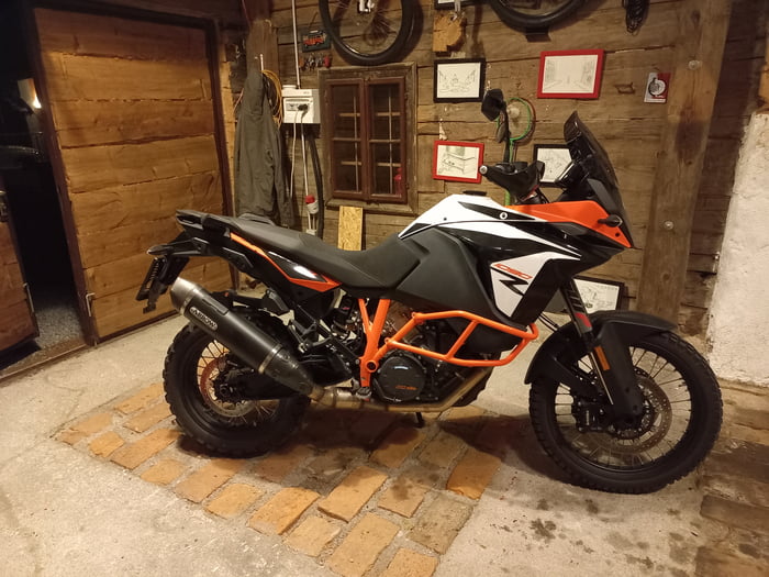 KTM 1090 R