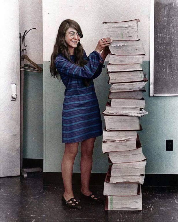 Margaret Hamilton Nasa S Lead Software Engineer For The Apollo Program Stands Next To The Code
