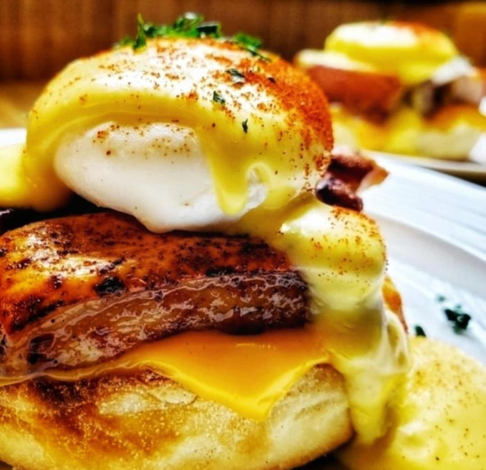 Pork Belly Eggs Benedict 9GAG