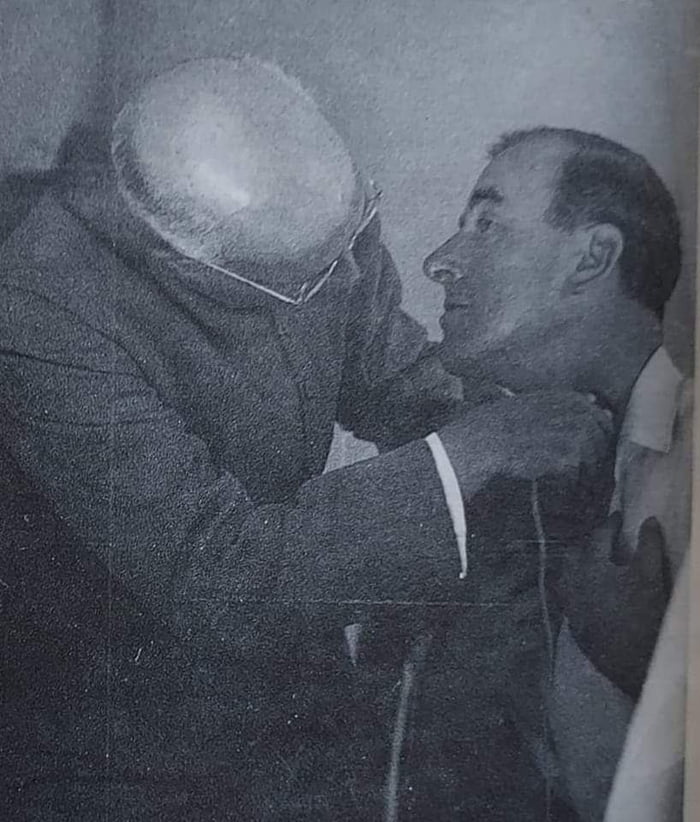 Nehru Shaving Mountbatten's Beard With An Electric Shaver At Viceroy ...