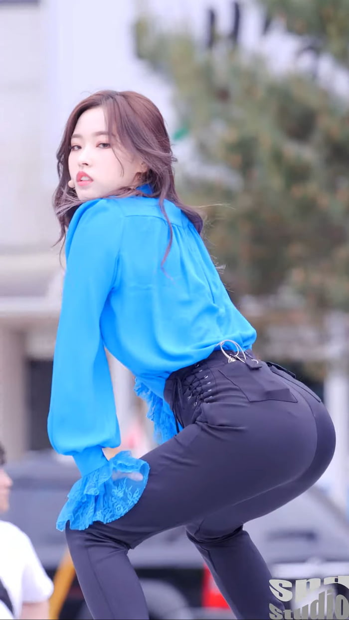 Olivia hye sexy