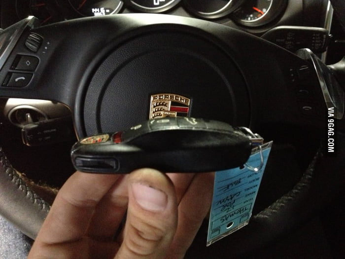 This Porsche Cayenne key looks like a car. 9GAG