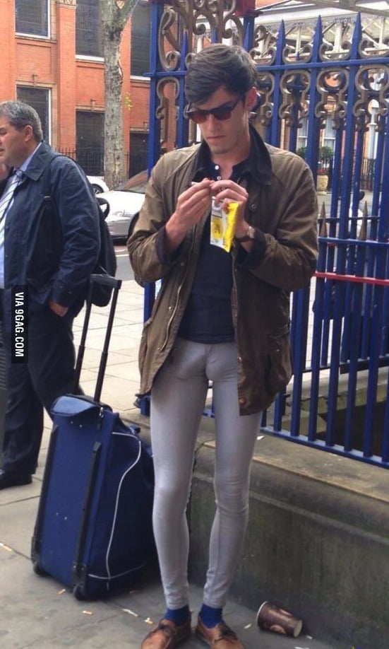 Skinny Jeans Gone Wrong 9GAG