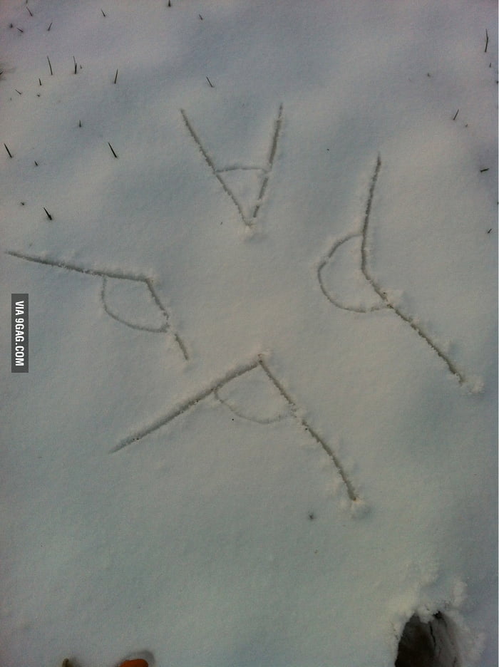 Snow Angles - 9GAG