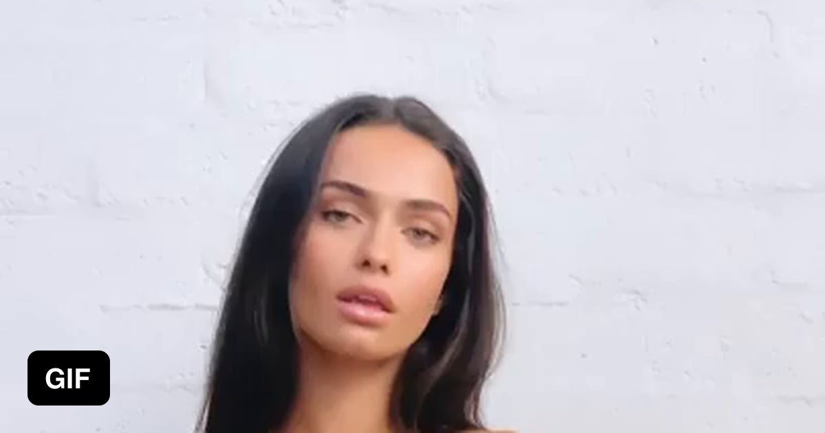 Sophia Chugranis - 9GAG
