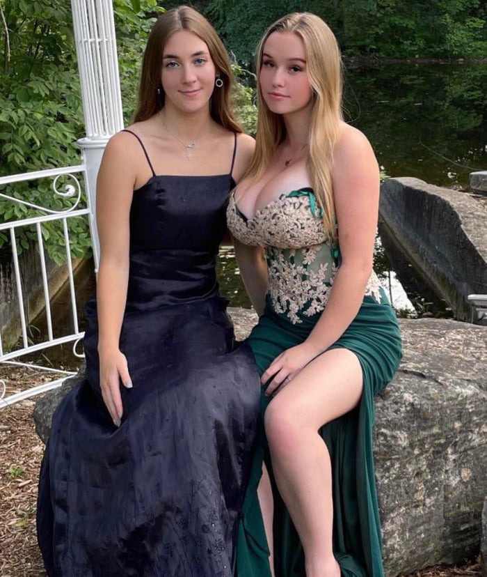 Busty prom outlet dress