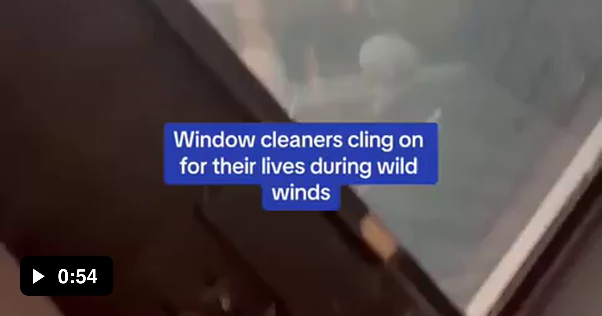 Window Cleaners During A Windstorm In Beijing 9GAG