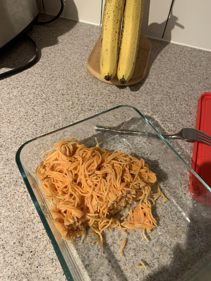 He took half the pasta - 9GAG