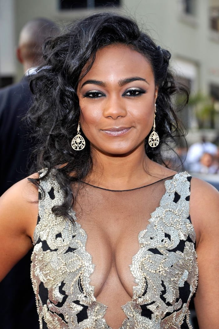 Tatyana Ali - 9GAG.