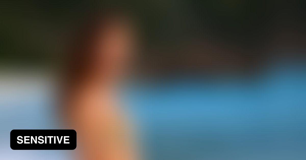 Sports Illustrated first trans cover model. 9GAG