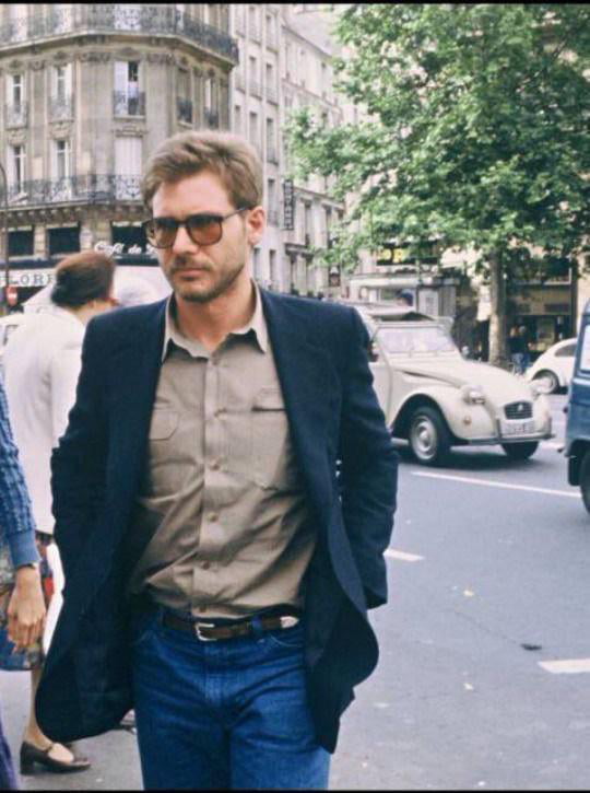 1980s Harrison Ford Walking The Streets 9GAG