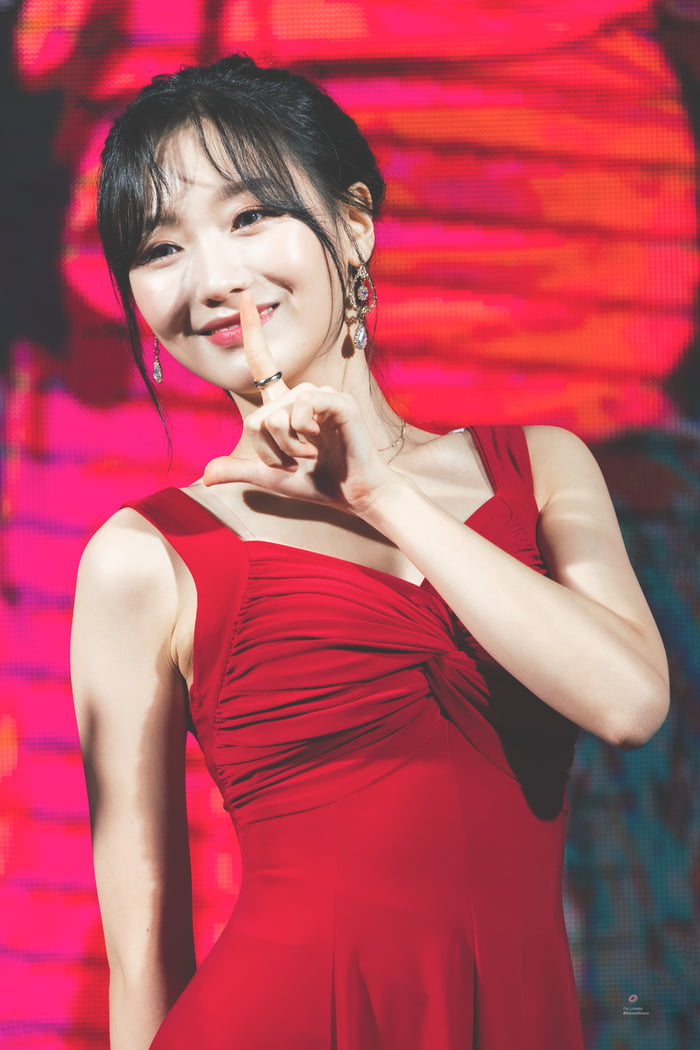 Sujeong - 9GAG
