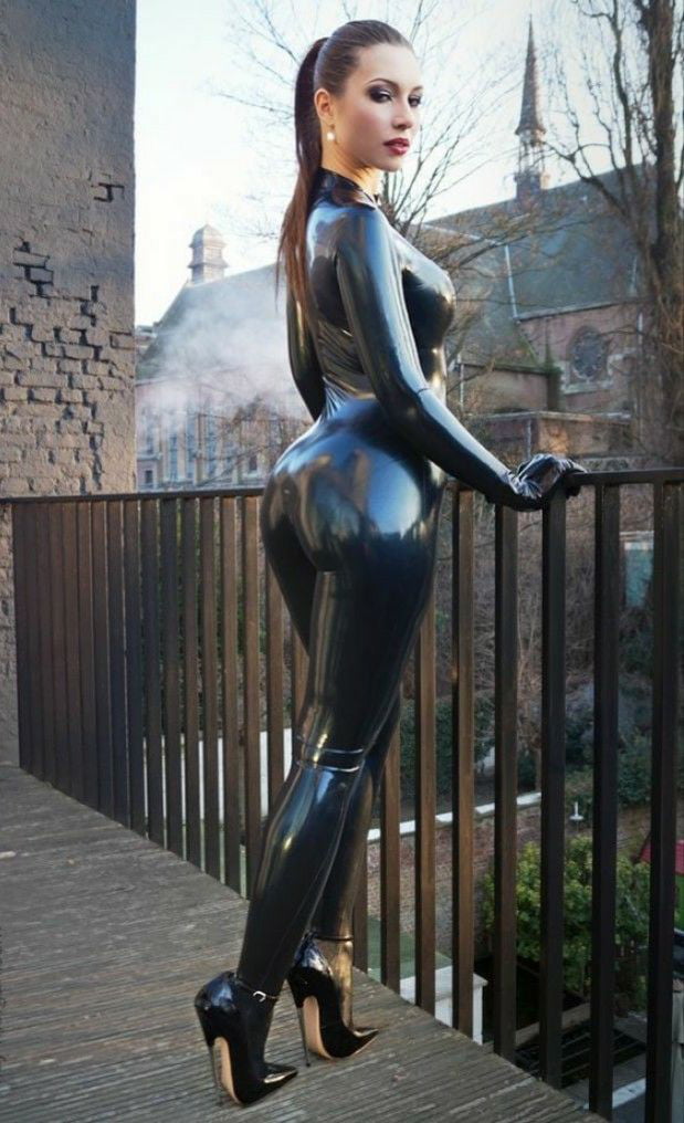 First time outdoor latex
