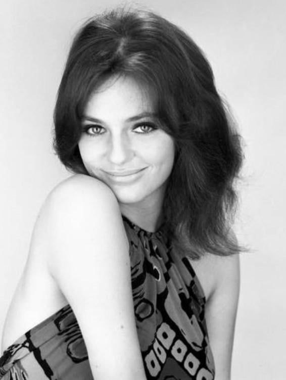 Give us that big smile!: Jacqueline Bisset March, 1967 - 9GAG