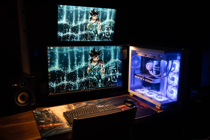 Fresh new build - 9GAG