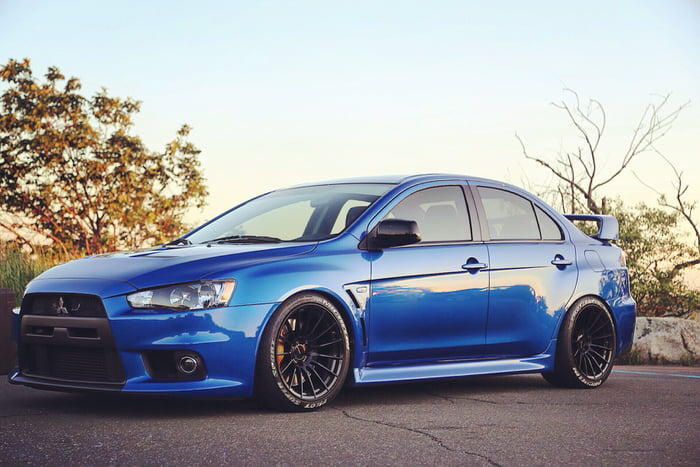 Hey there guys! Looking for a pic,where there was a blue EVO