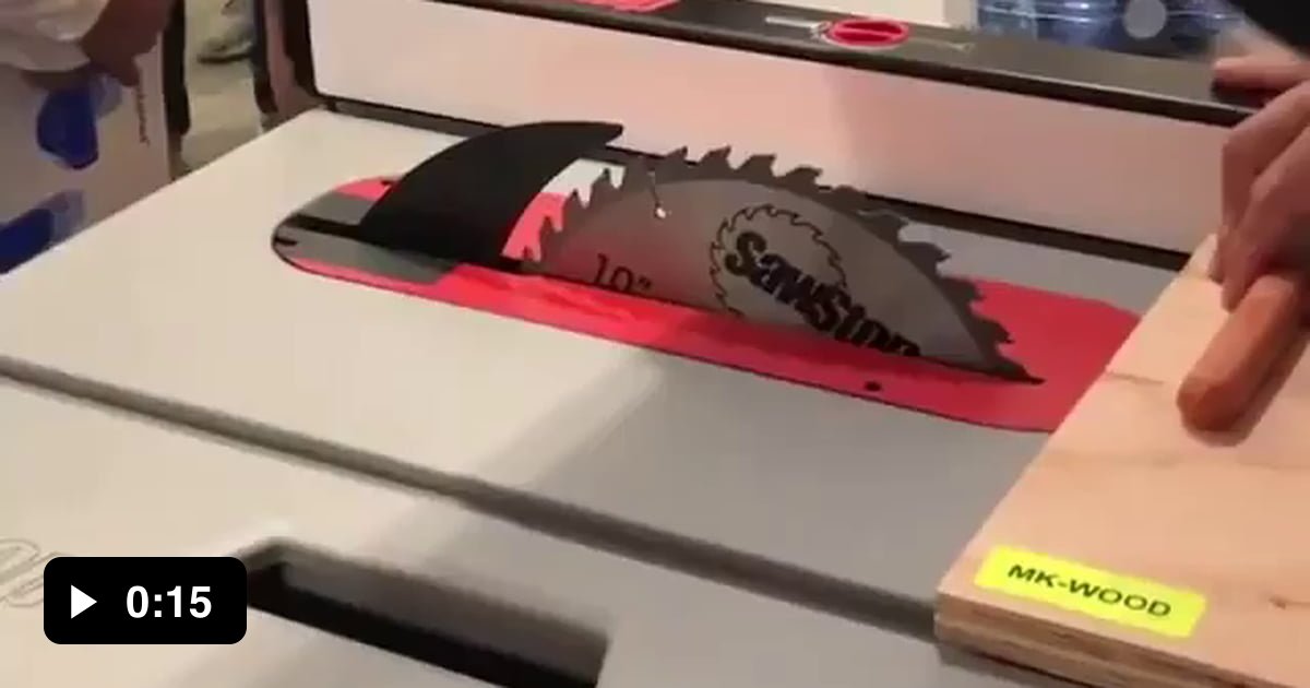 Table saw with builtin finger protection 9GAG