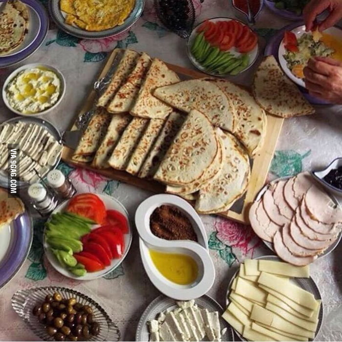 This is how a Lebanese breakfast looks like - 9GAG