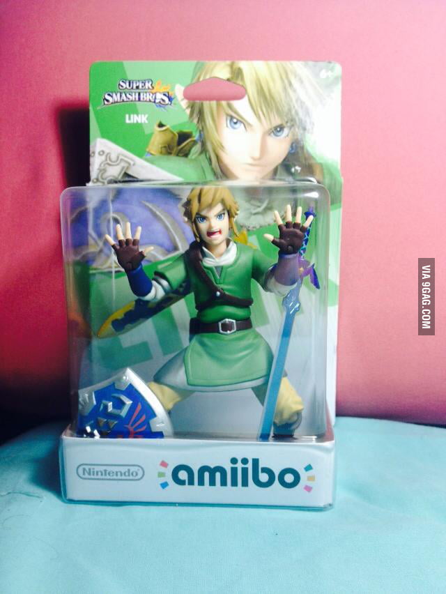 New defective amiibo: Link claustrophobic - 9GAG