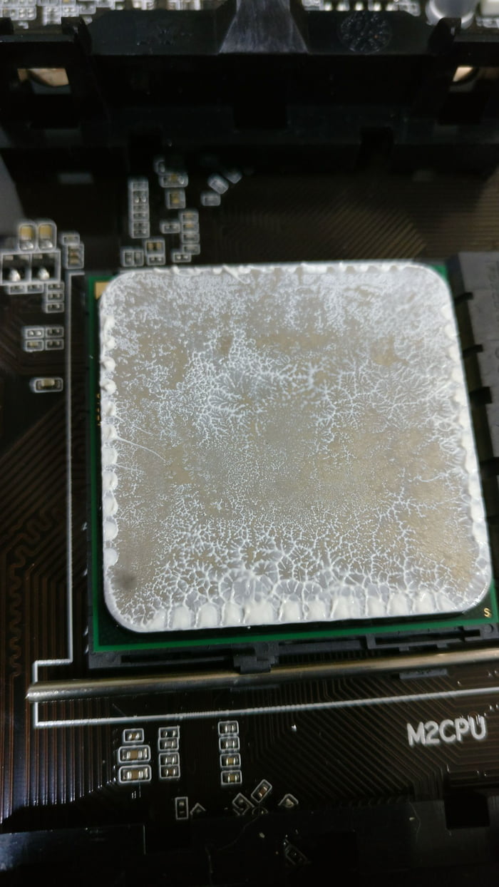 That CPU looks like it has barely survived the winter - 9GAG