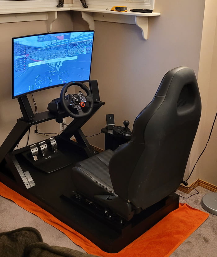 Just finished building this thing today, $35 seat i got from a junk ...