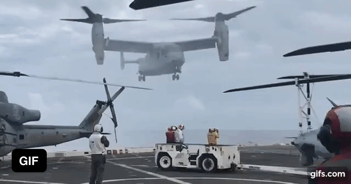 MV22 Osprey crashes into deck of US Green Bay on August 5, 2017. 9GAG