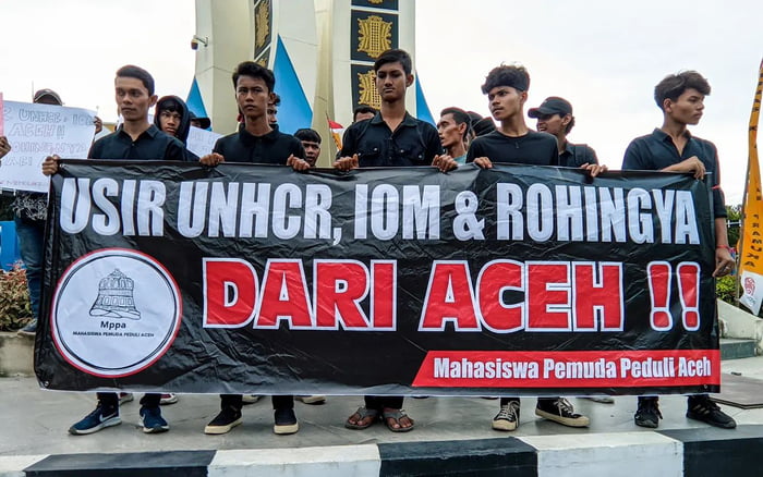 Aksi Di Bundaran Simpang 5 Banda Aceh Itu Juga Meminta Pemerintah Aceh ...