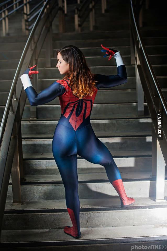 Jackie "Spider-Girl" Cosplay - 9GAG