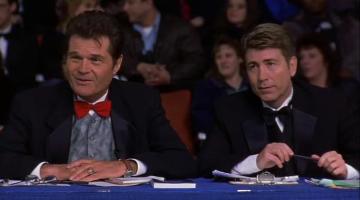 Fred Willard (2000) - So many hilarious roles. Here as Buck Laughlin ...