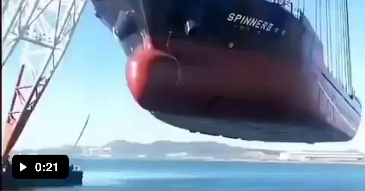 Hyundai10000 is the world’s biggest shearleg floating crane in