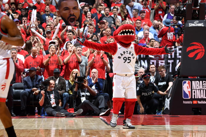 He stay... | Toronto Raptors | 2019 NBA Champions | We The North - 9GAG