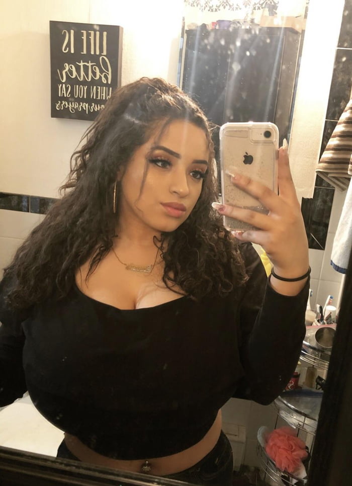 Hot Latina Mirror Selfie 