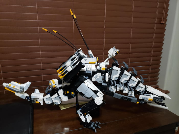 Horizon Zero Dawn MOC Thunderjaw - 9GAG